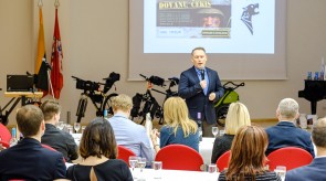 180126_LKAKK_2017m_Ispudziu_vakaras_rakstelis_com_065_1051_mail_C_.jpg